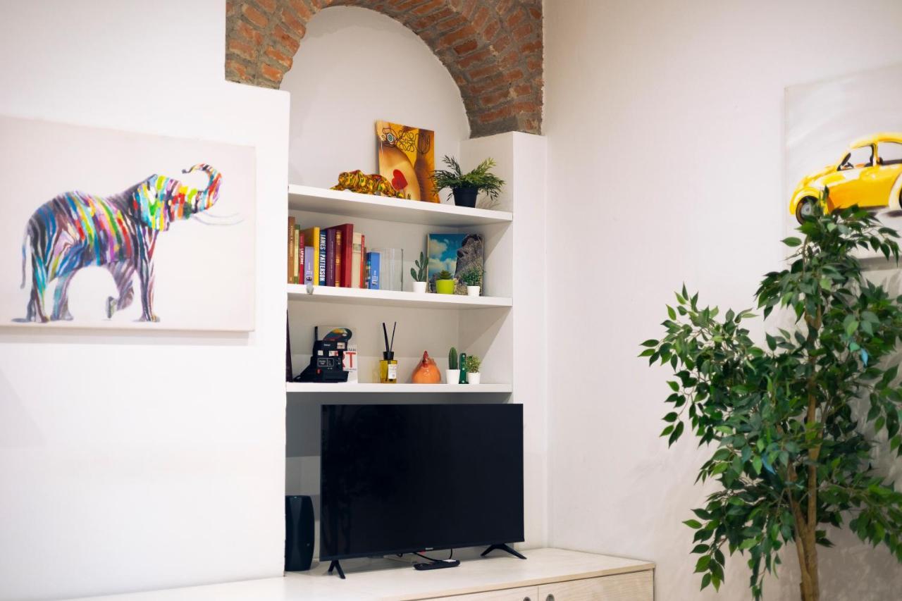 The Red Bricks Home - San Babila Area Μιλάνο Εξωτερικό φωτογραφία